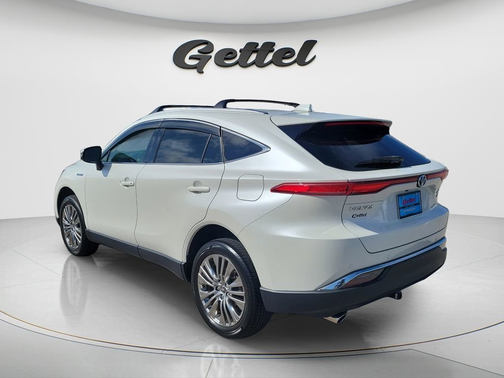 Used 2021 Toyota Venza Limited w/ Activity Package (TMS) image 6