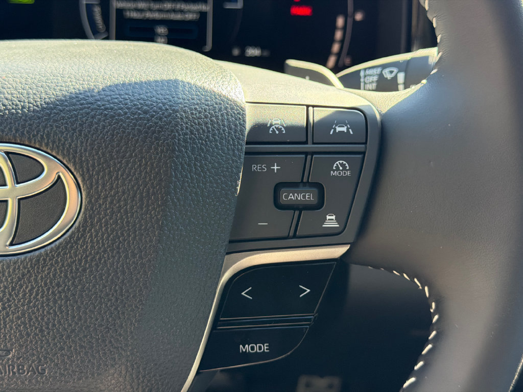 New 2026 Toyota Camry SE FWD image 31