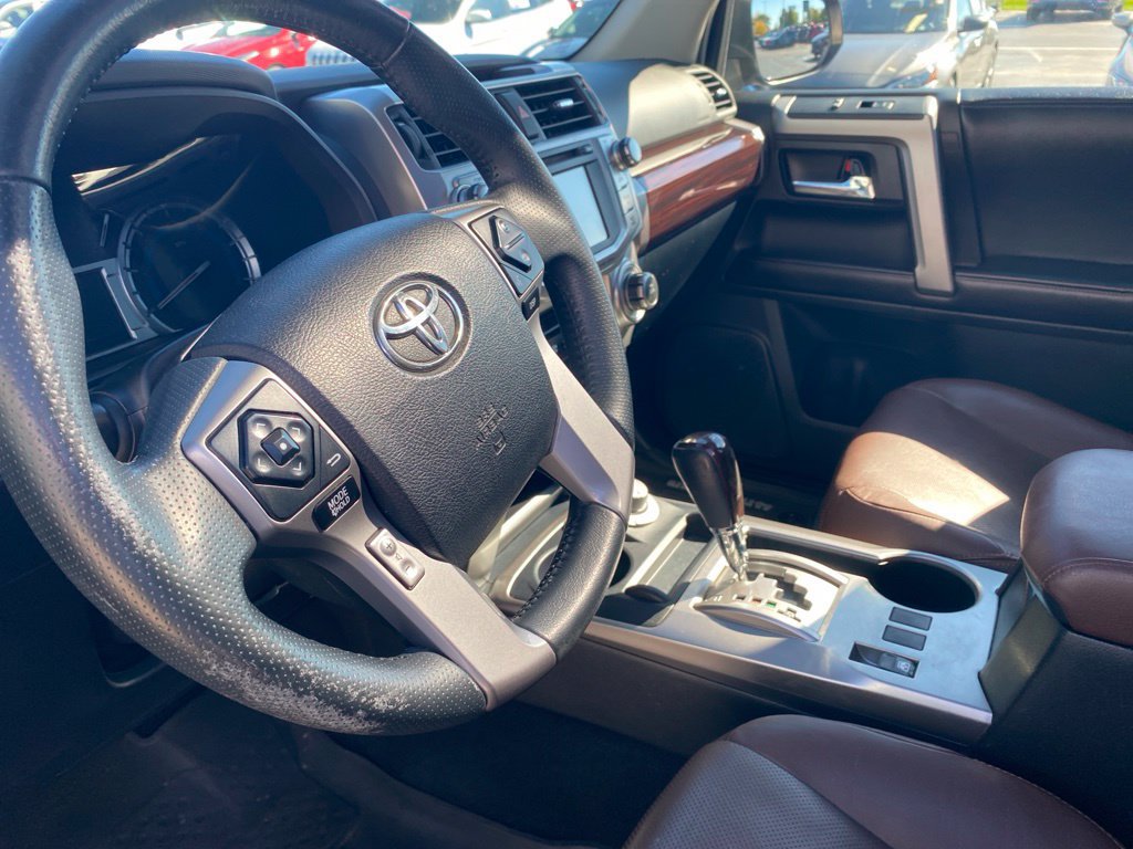 Used 2017 Toyota 4Runner Limited AWD/4WD image 15
