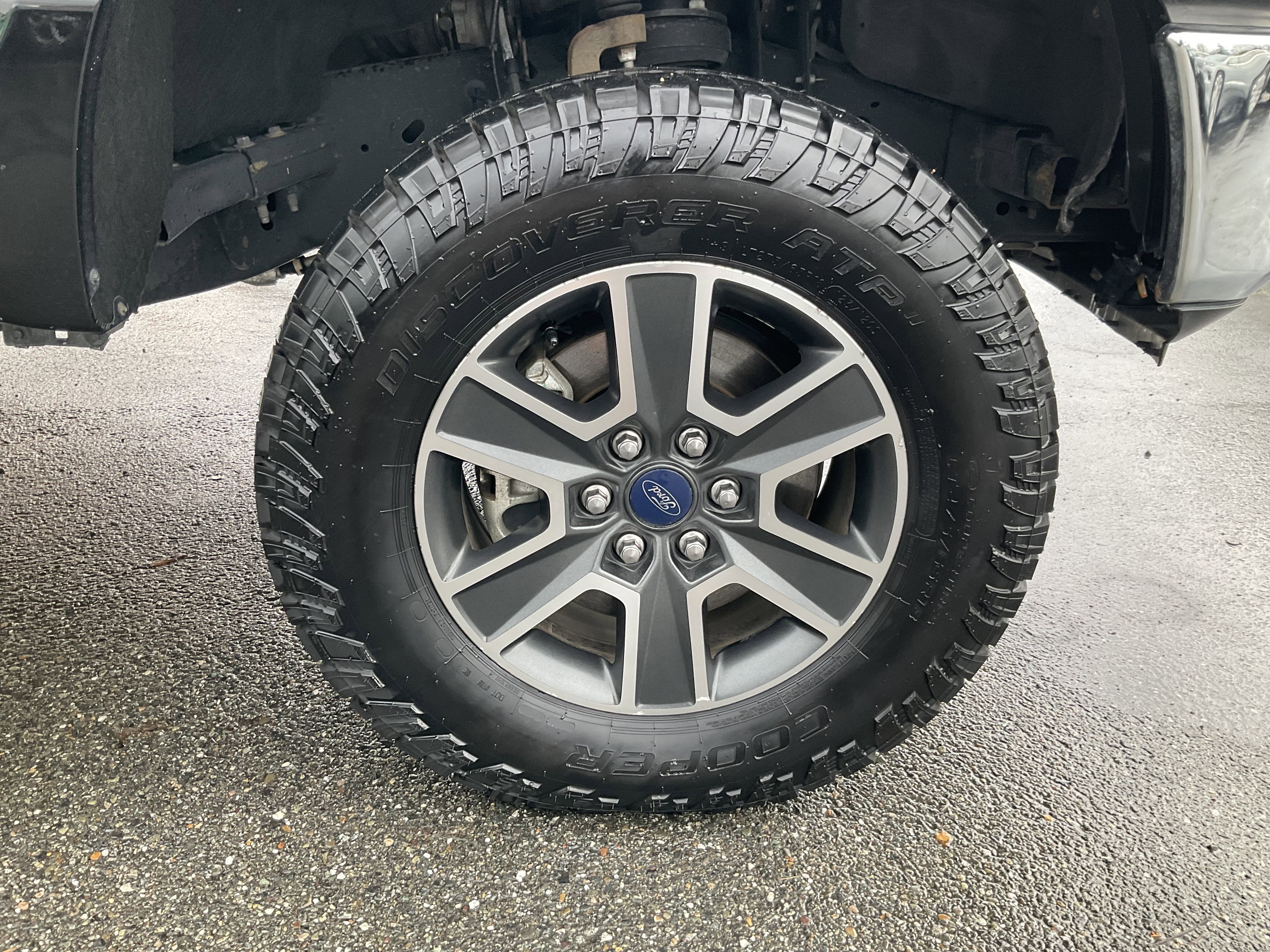 Used 2020 Ford F150 XLT image 11