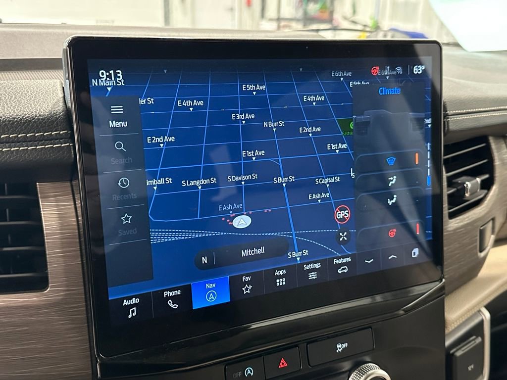 Used 2024 Ford Expedition Limited image 19