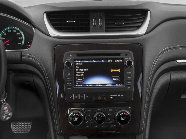 Used 2017 Chevrolet Traverse LT image 13
