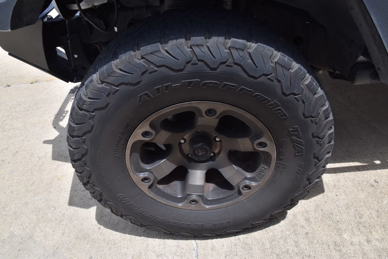 Used 2015 Jeep Wrangler Unlimited Sahara AWD/4WD image 12