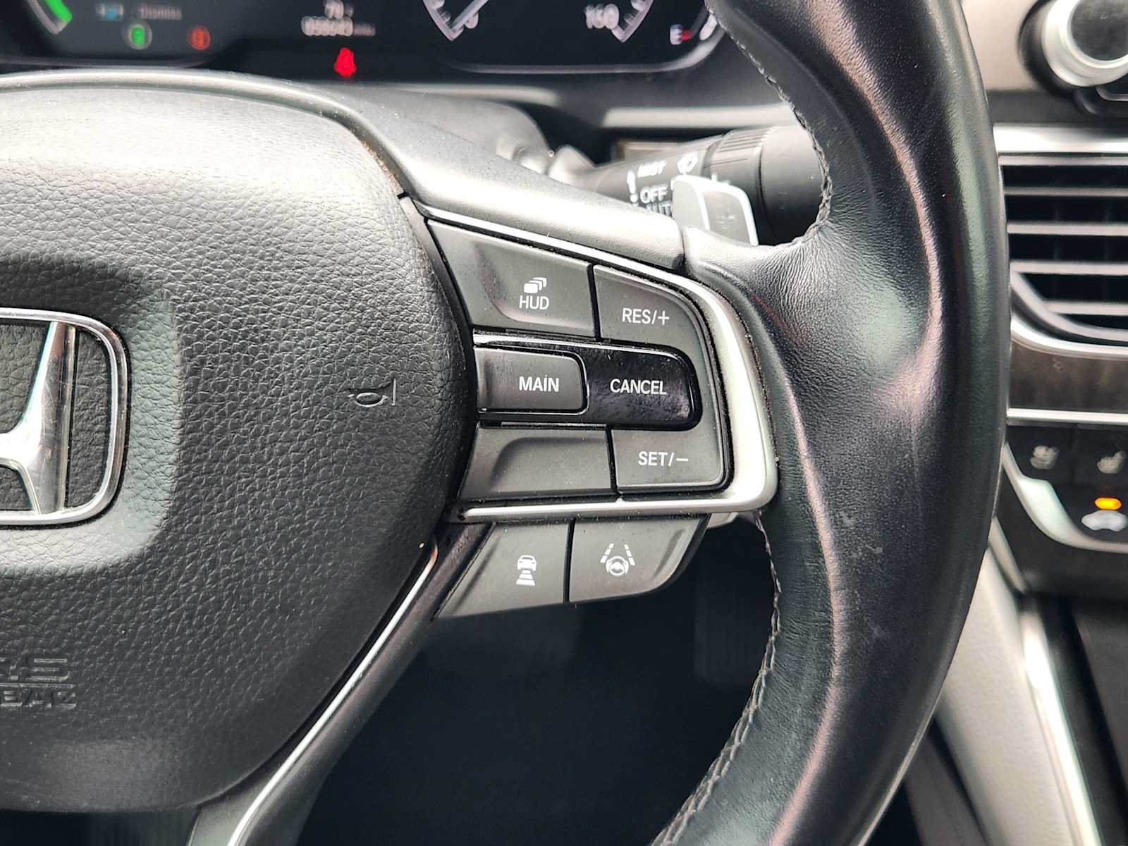 Used 2020 Honda Accord Touring image 28