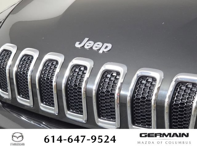 Used 2015 Jeep Cherokee Latitude w/ Trailer Tow Group AWD/4WD image 15