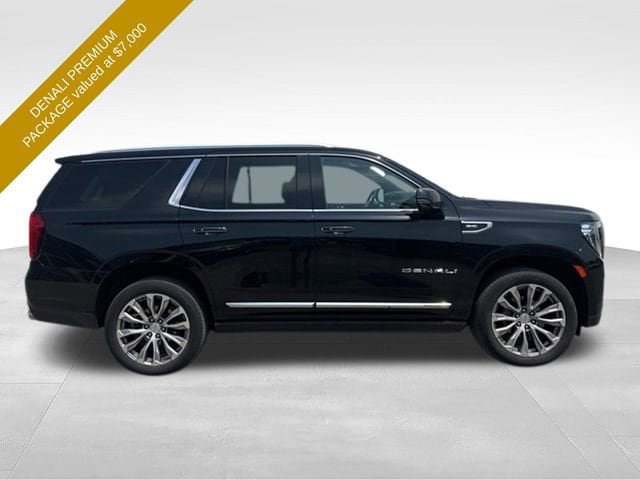 Used 2021 GMC Yukon Denali w/ Denali Premium Package AWD/4WD image 6