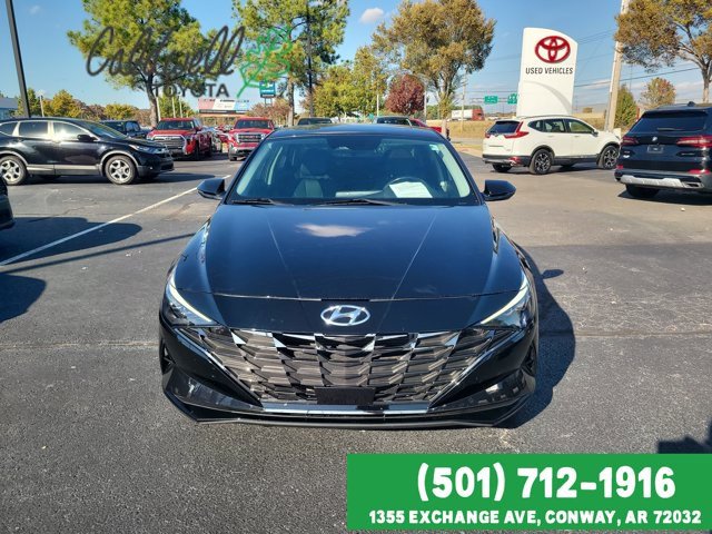 Used 2023 Hyundai Elantra Limited image 2