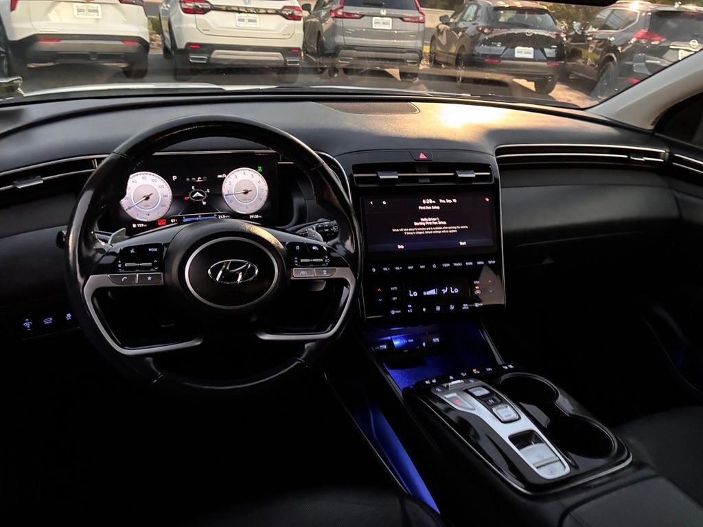 Certified 2024 Hyundai Tucson Limited AWD/4WD image 32