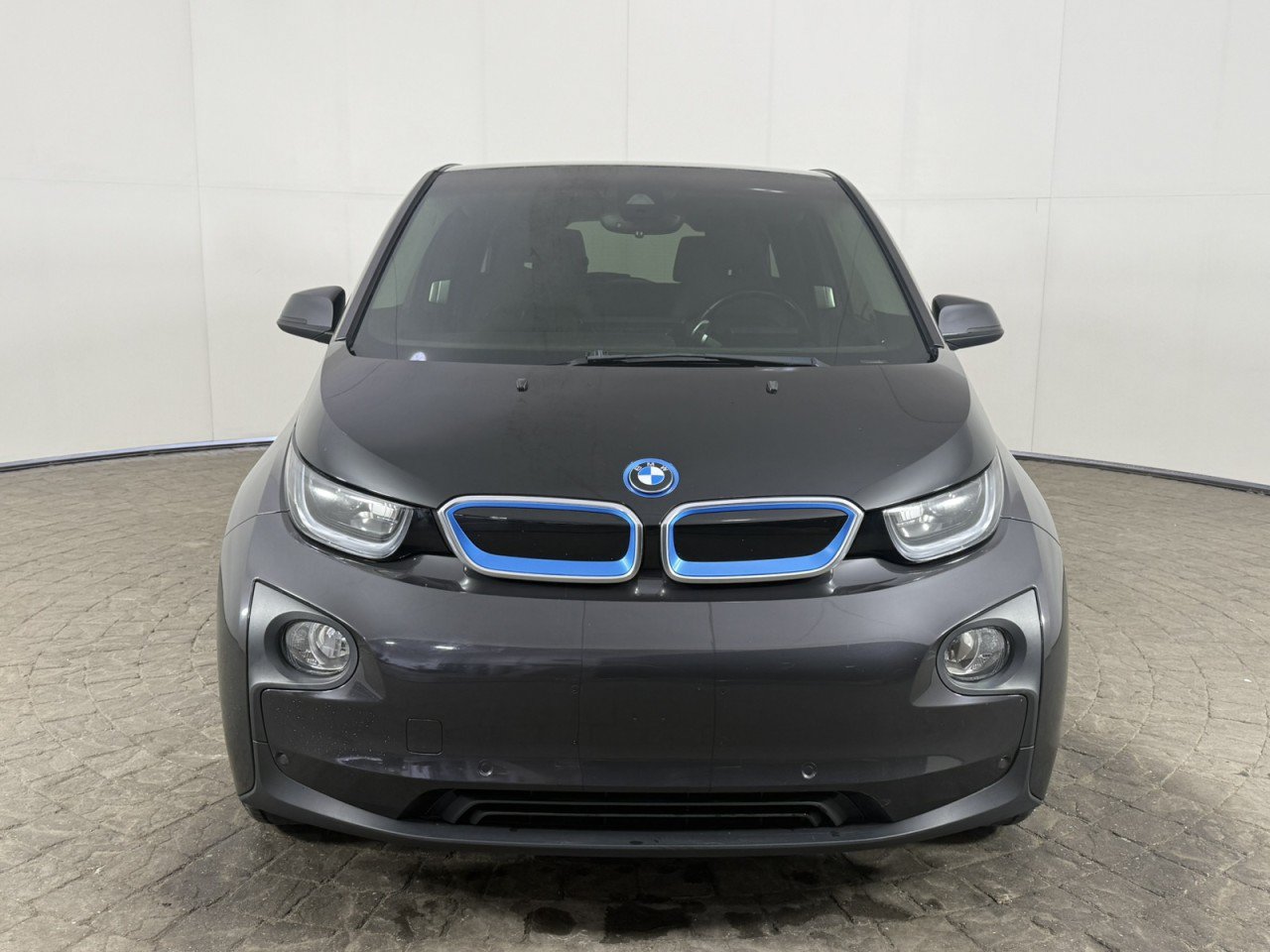 Used 2014 BMW i3 w/ Range Extender RWD image 2