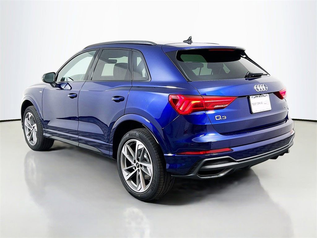 New 2025 Audi Q3 2.0T Premium image 5