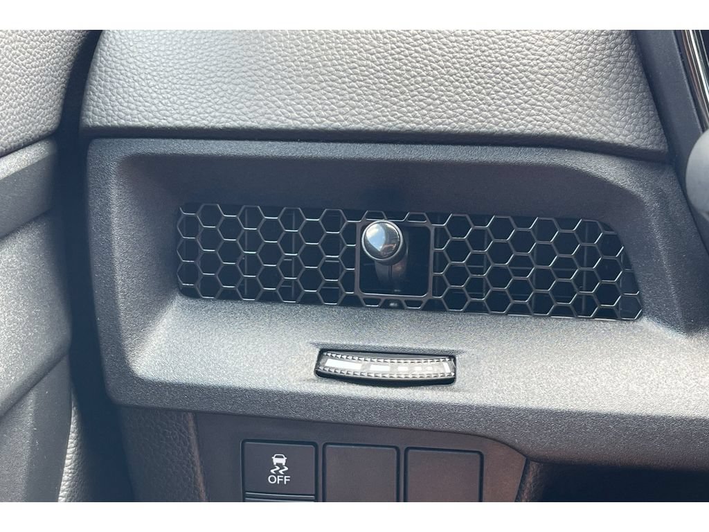 Used 2025 Honda CR-V Sport image 29