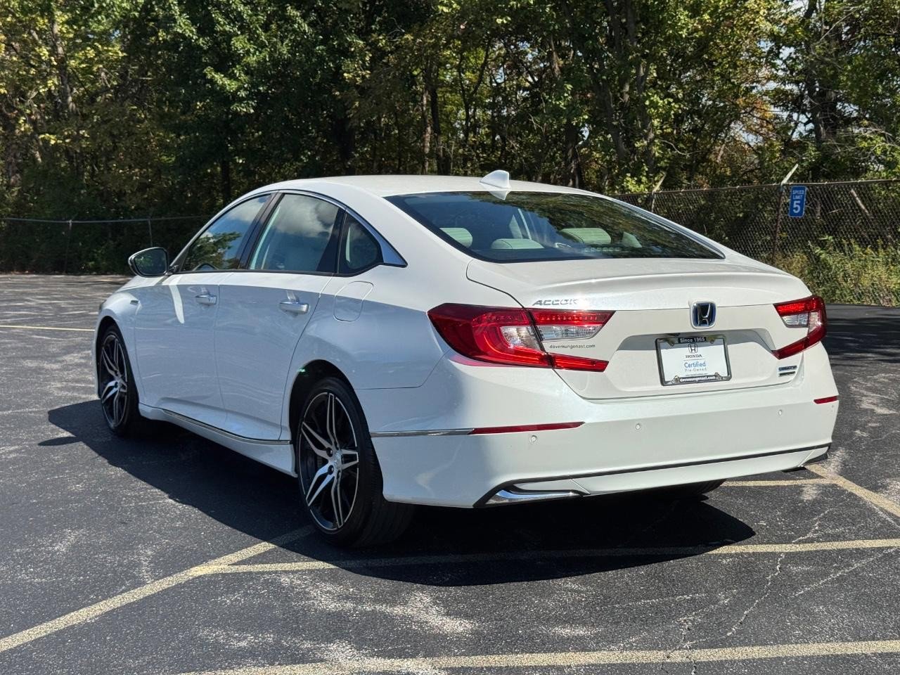 Certified 2022 Honda Accord Touring image 6