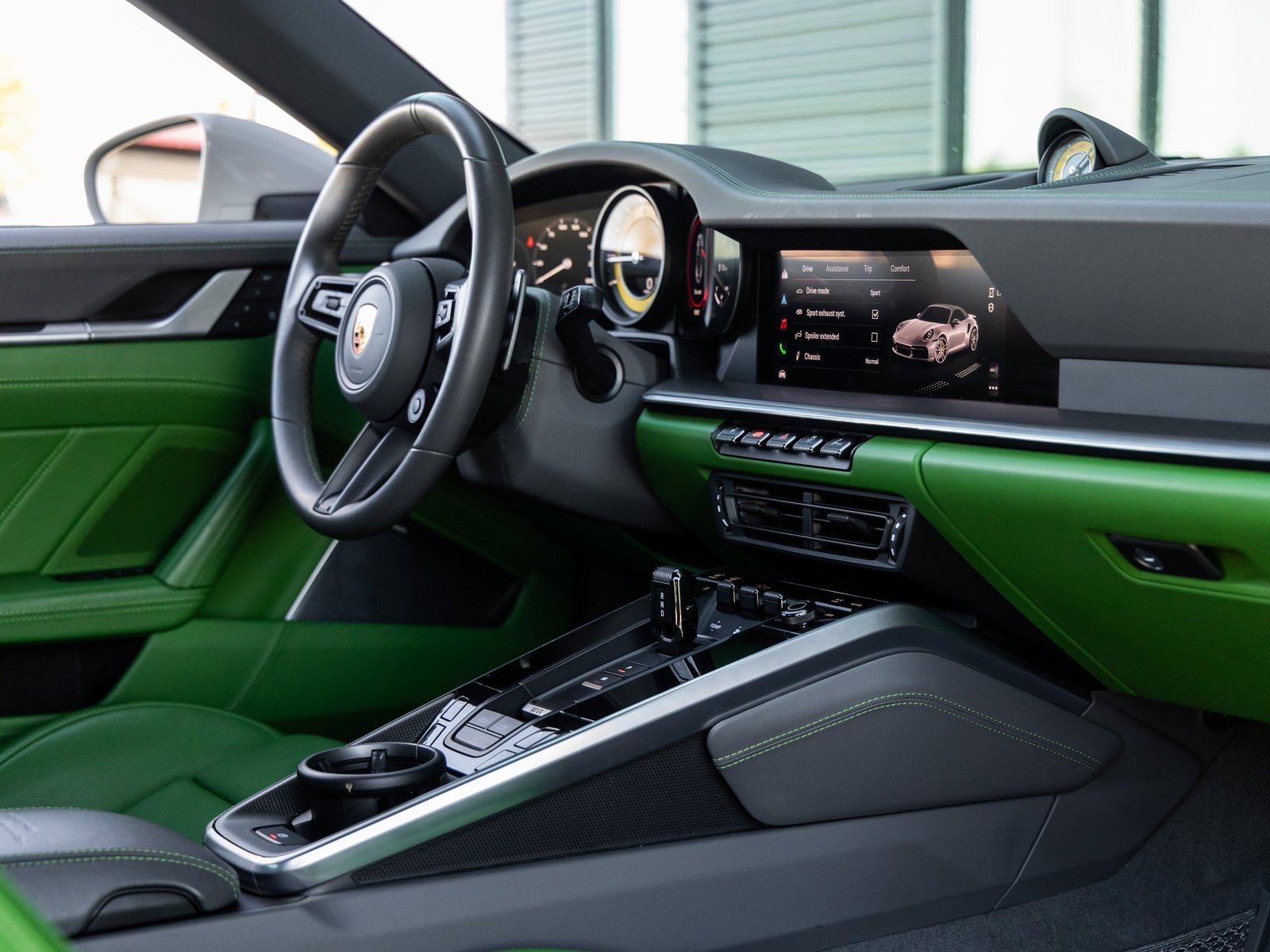 Certified 2022 Porsche 911 Turbo S w/ 911 Turbo Sportdesign Package image 48