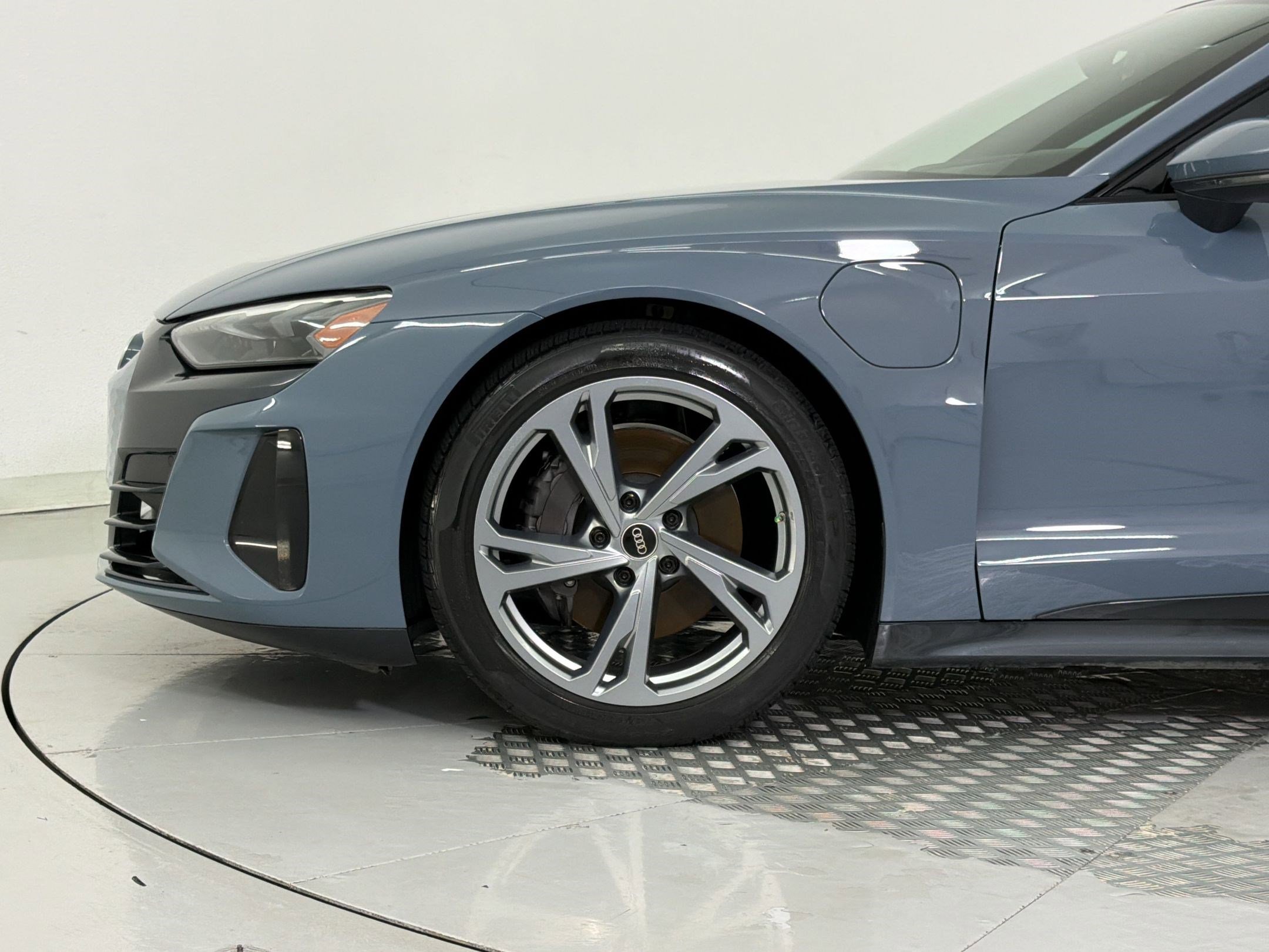 Used 2023 Audi e-tron GT Premium Plus AWD/4WD image 10