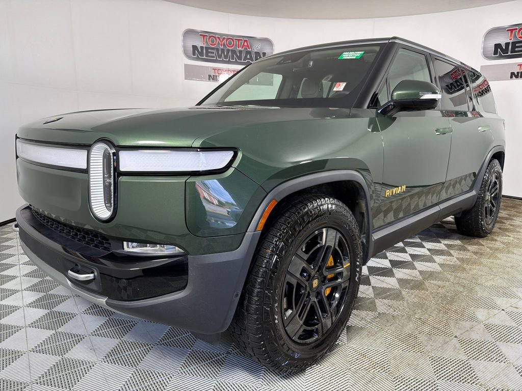 Used 2023 Rivian R1S Adventure image 9