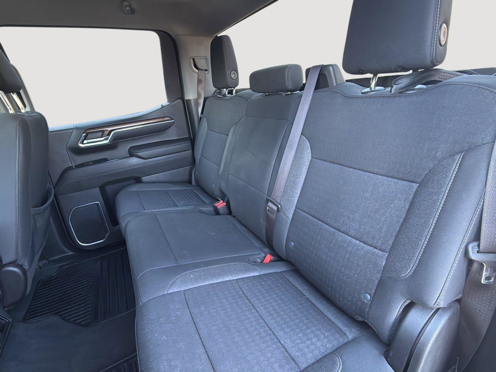 Used 2023 Chevrolet Silverado 1500 LT image 18