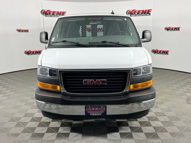 Used 2024 GMC Savana 2500 w/ Driver Convenience Package RWD image 5