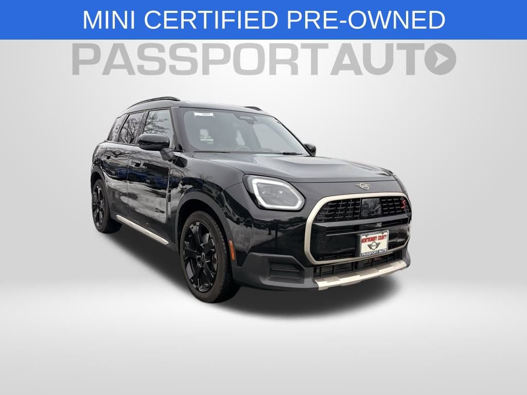Used 2025 MINI Cooper Countryman S w/ Comfort Package Max image 3
