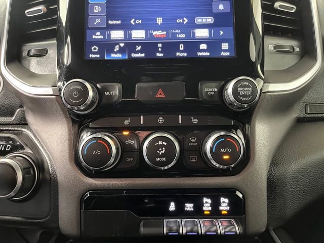 Used 2022 RAM 1500 Big Horn AWD/4WD image 32