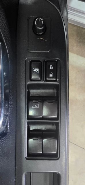 Used 2012 Subaru Impreza 2.0i Premium image 11