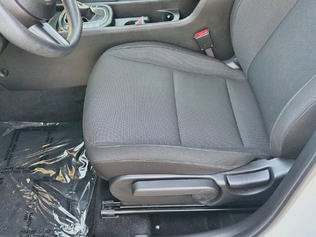 Certified 2025 Hyundai Kona SE FWD image 20