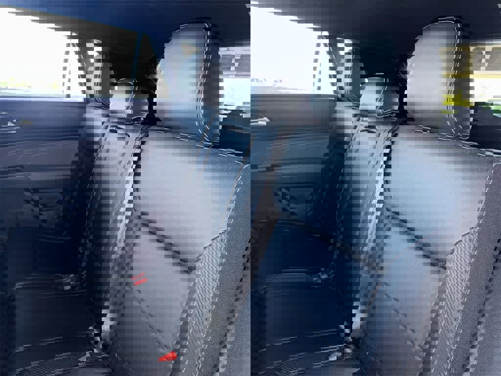 Used 2022 Volkswagen Atlas Cross Sport SE image 22