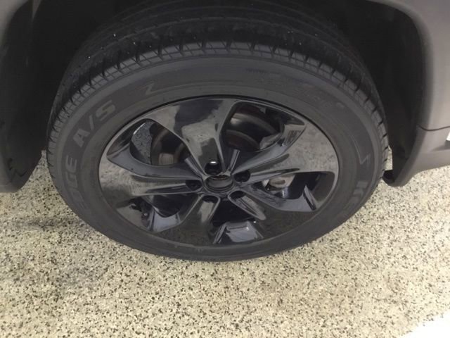 Used 2019 Jeep Compass Latitude AWD/4WD image 24