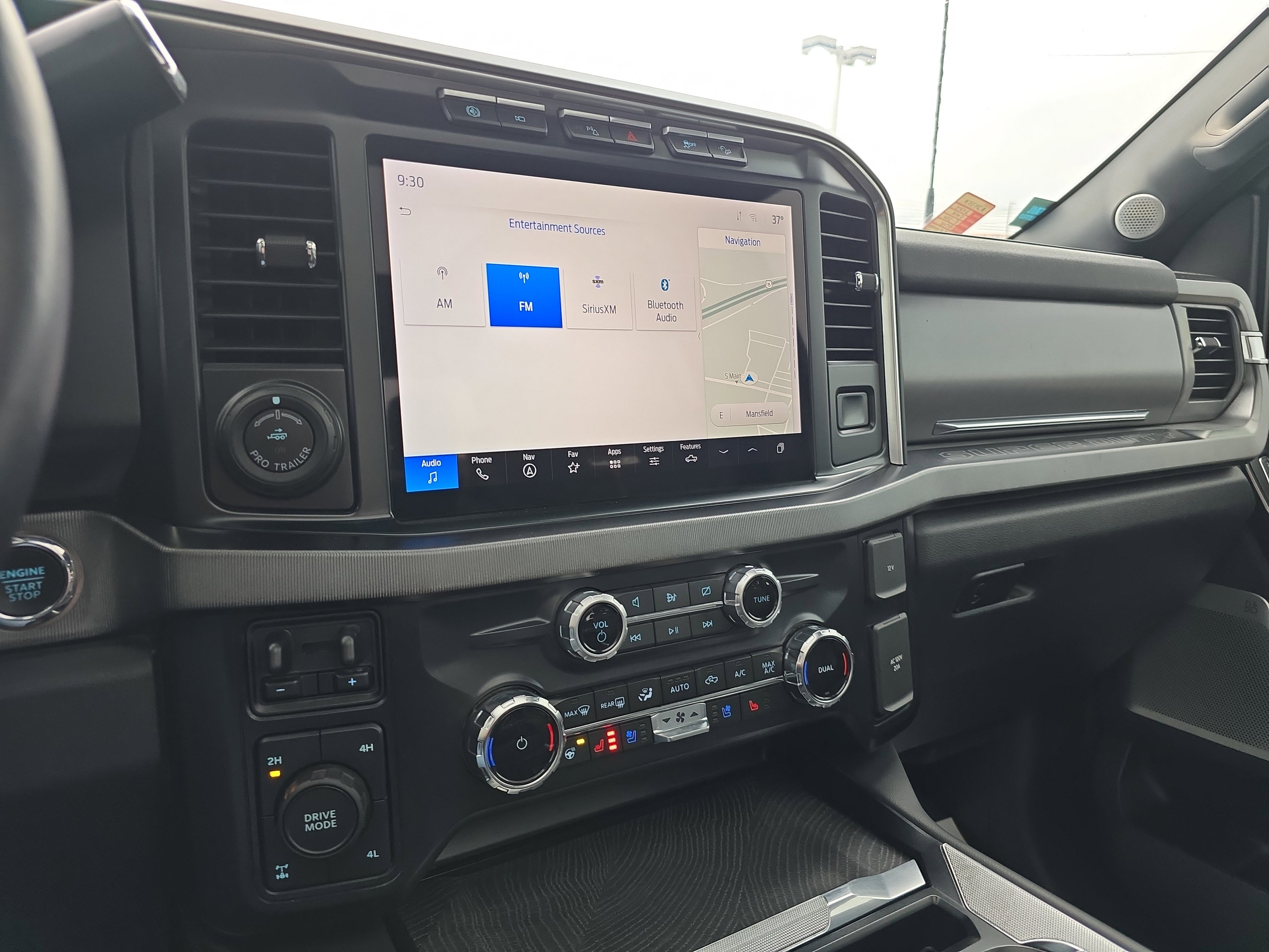 Used 2024 Ford F350 Platinum image 27