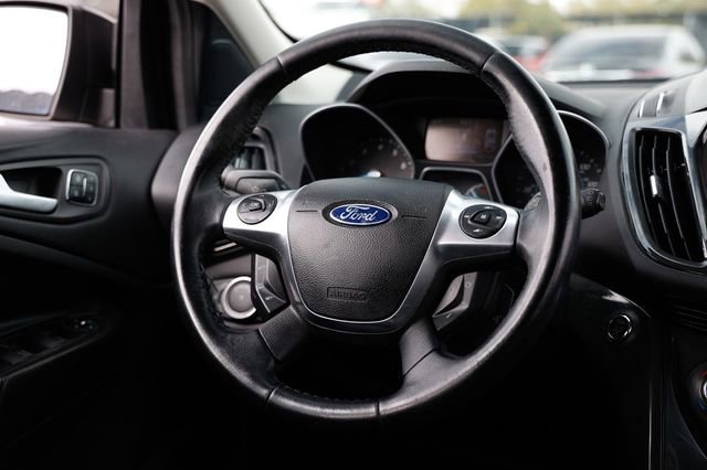 Used 2014 Ford Escape Titanium image 31