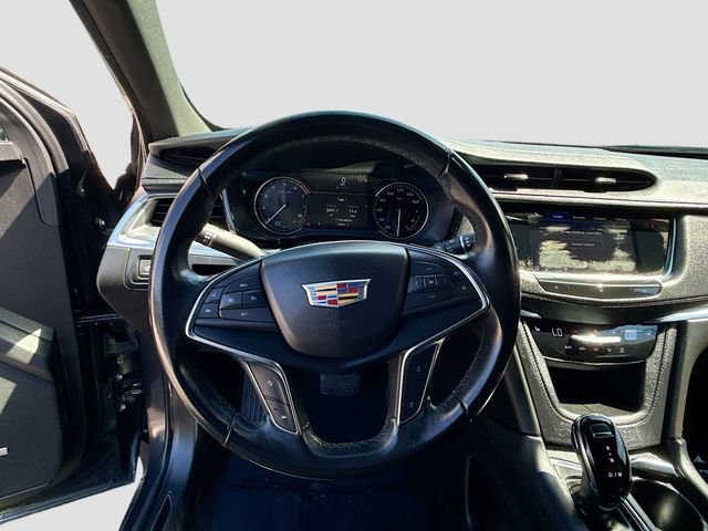 Used 2021 Cadillac XT5 Luxury w/ LPO, Illumination Package image 11