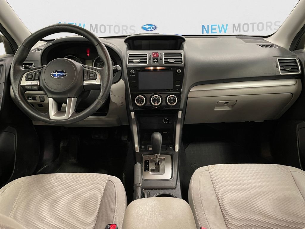 Used 2018 Subaru Forester 2.5i Premium w/ All-Weather Package AWD/4WD image 10