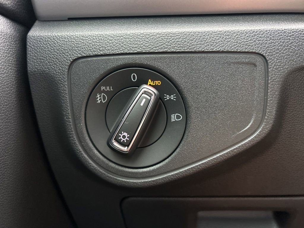 Used 2019 Volkswagen Atlas SEL R-Line image 31