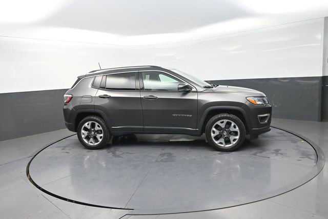 Used 2021 Jeep Compass Limited image 13