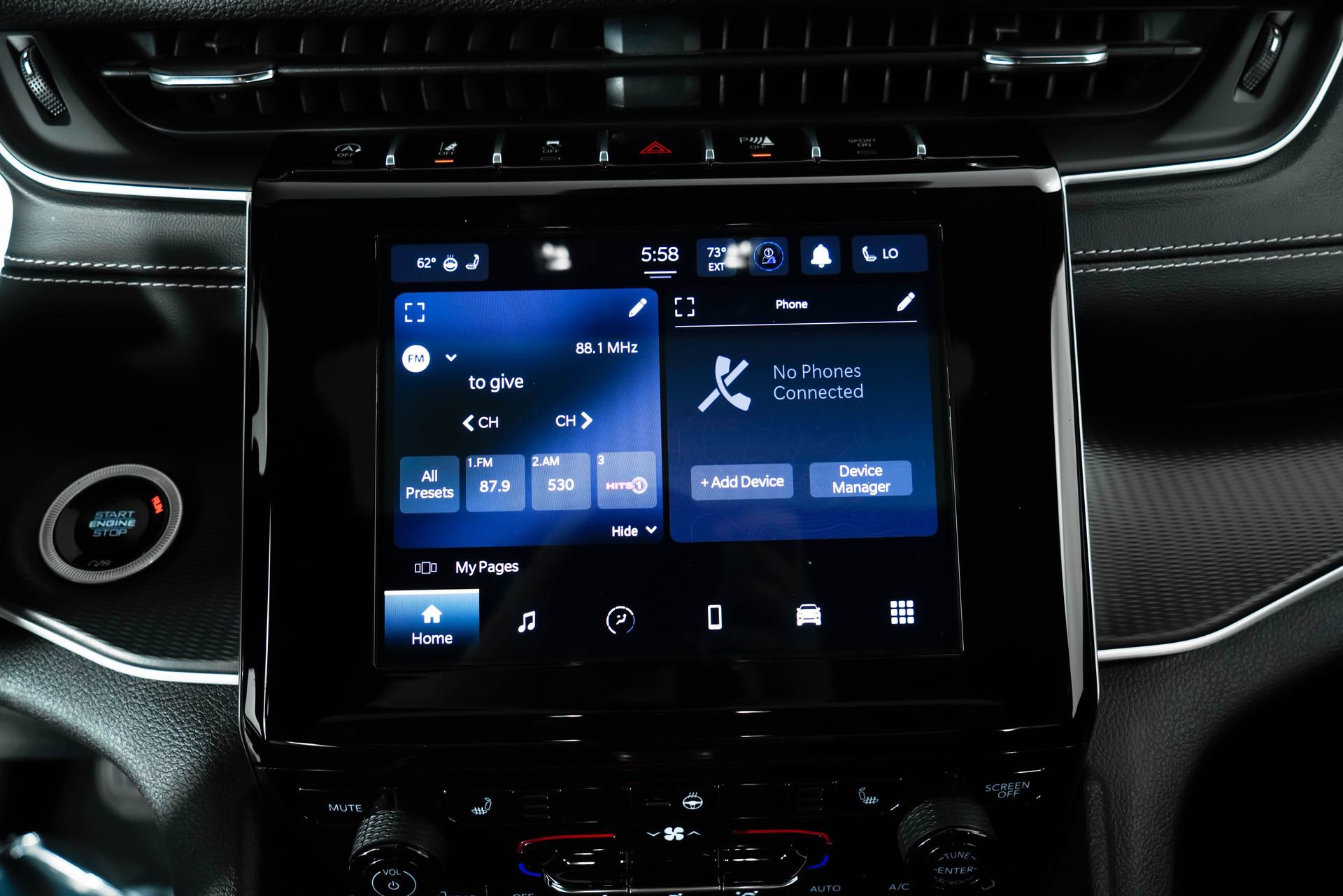 Used 2024 Jeep Grand Cherokee L Altitude image 26