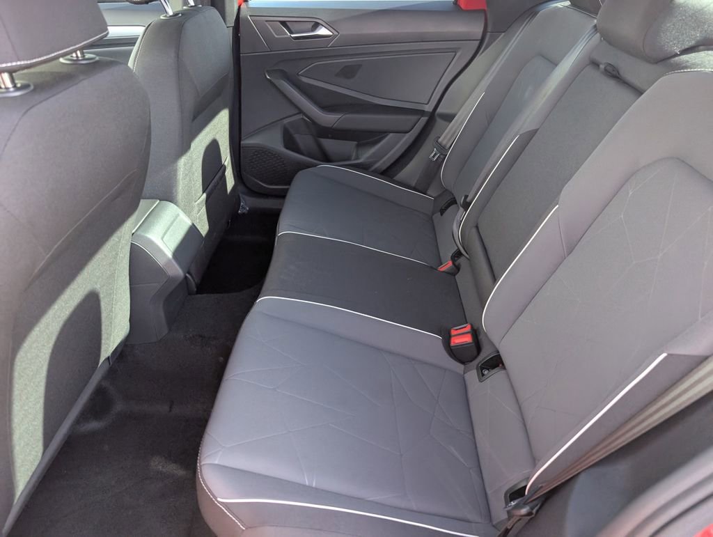 Used 2025 Volkswagen Jetta Sport image 20