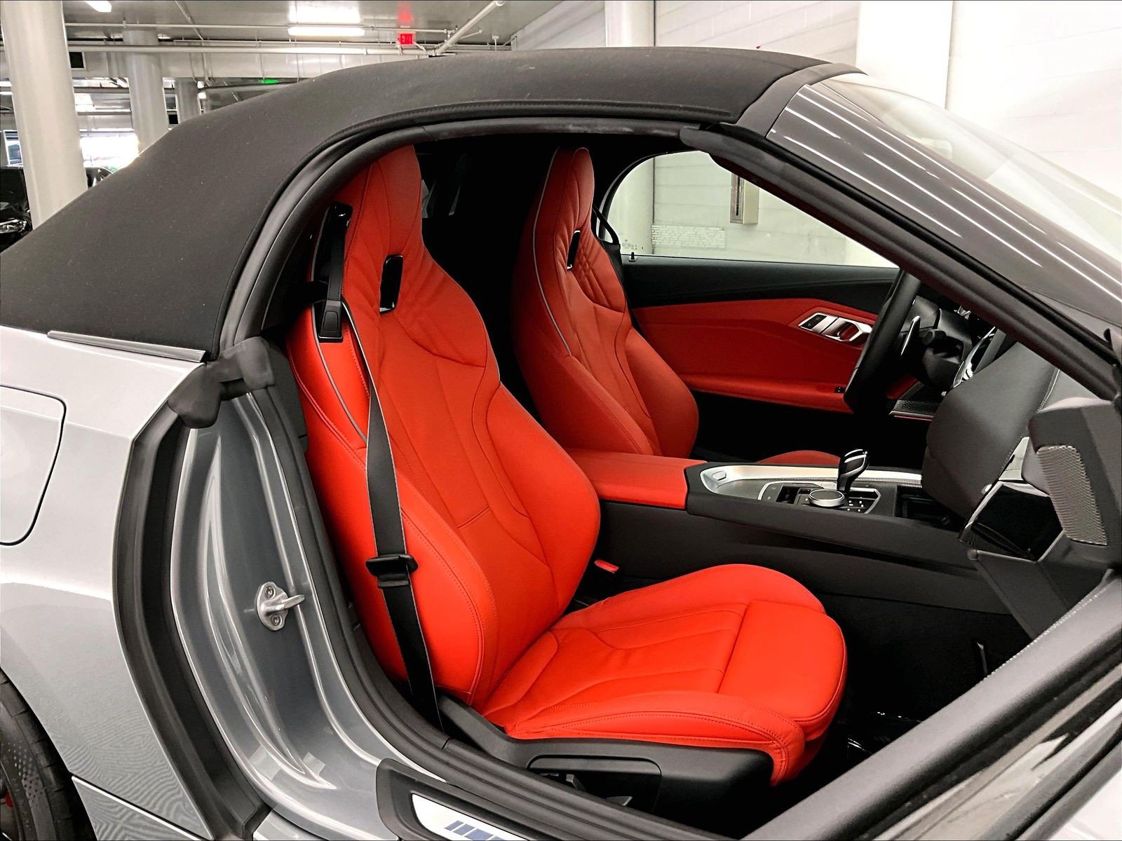 Used 2025 BMW Z4 M40i w/ Premium Package RWD image 6