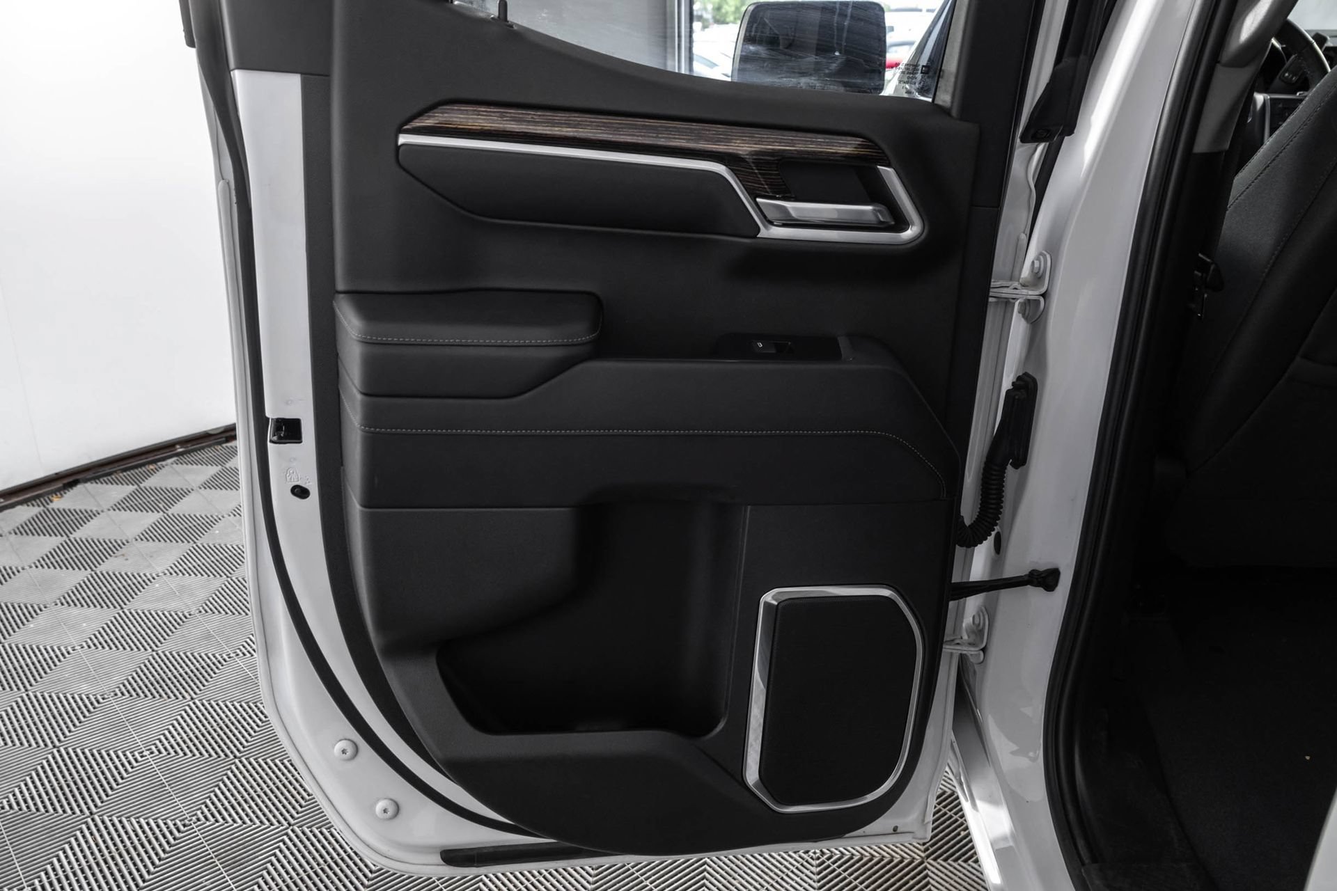 Used 2023 GMC Sierra 1500 Elevation AWD/4WD image 42