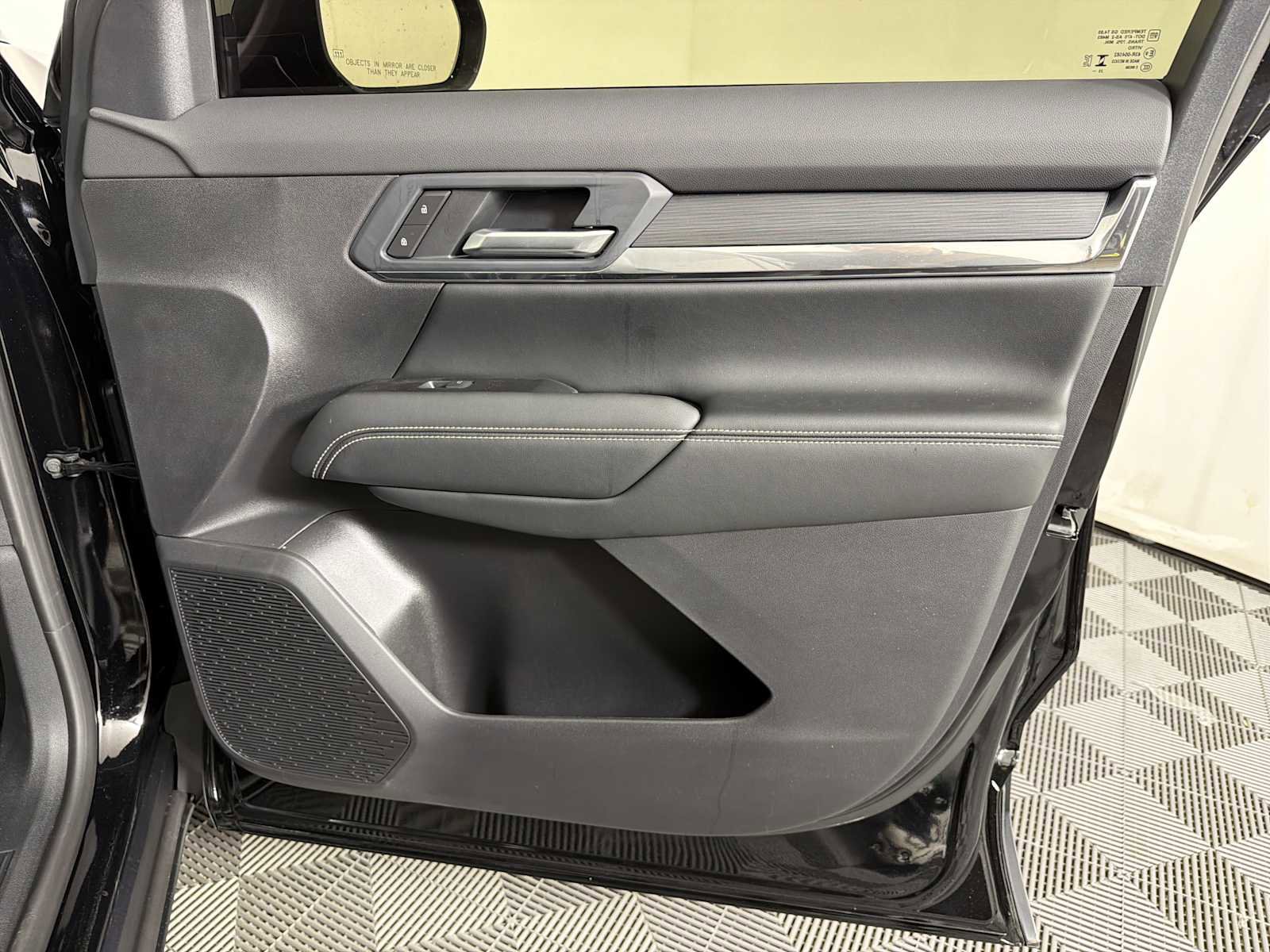 New 2026 GMC Terrain Elevation w/ Elevation Premium Package image 24