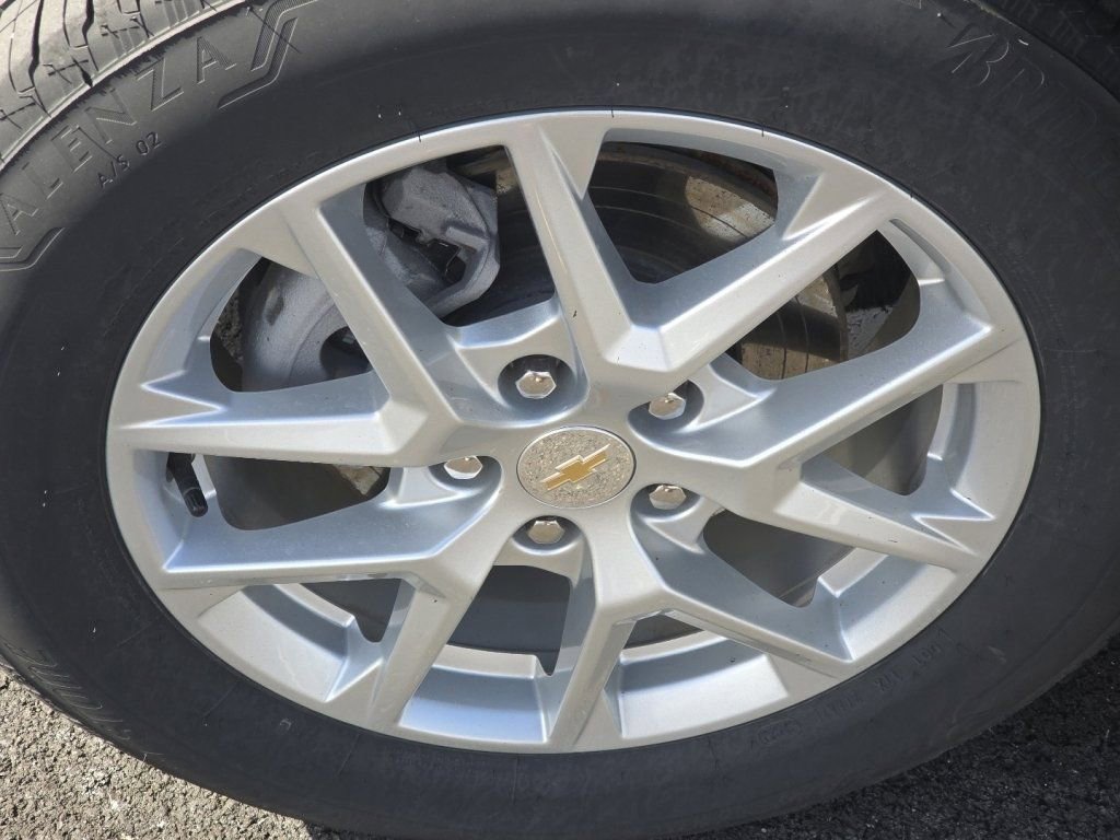 Used 2024 Chevrolet Equinox LT image 31