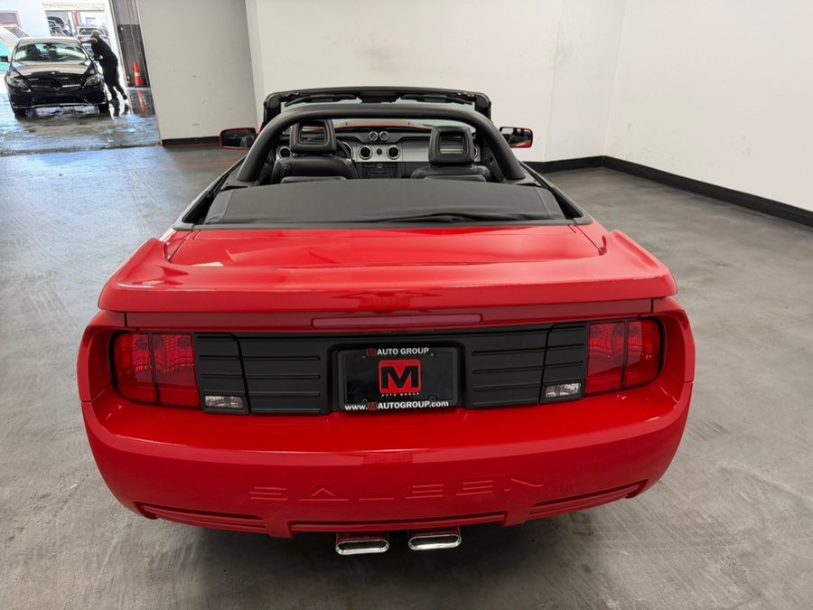Used 2005 Ford Mustang GT Premium RWD image 9