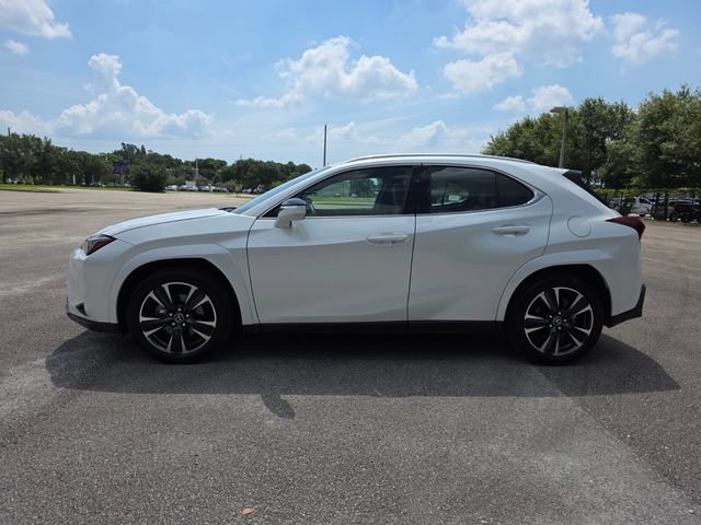 Used 2025 Lexus UX 300h FWD w/ Accessory Package (Z1) image 6
