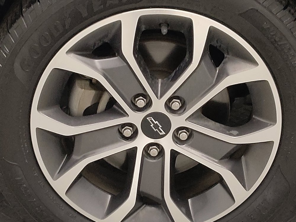 Used 2020 Chevrolet Sonic LT FWD image 31