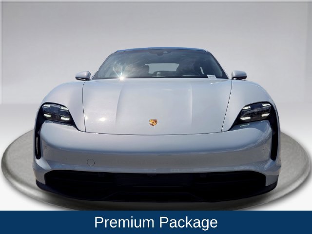 Used 2023 Porsche Taycan 4S w/ Premium Package AWD/4WD image 10