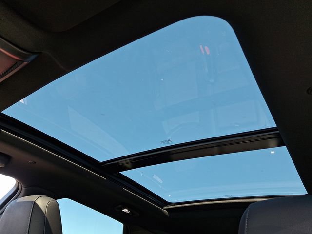 Used 2024 Cadillac XT5 Premium Luxury image 13