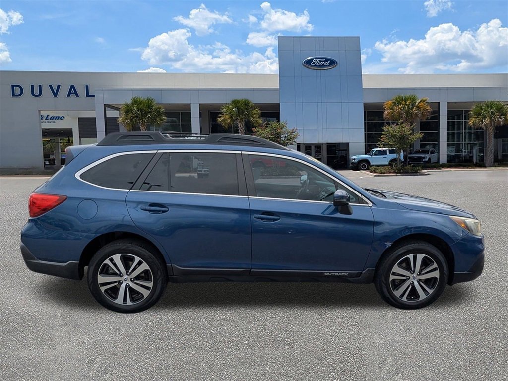 Used 2019 Subaru Outback 2.5i Limited image 2