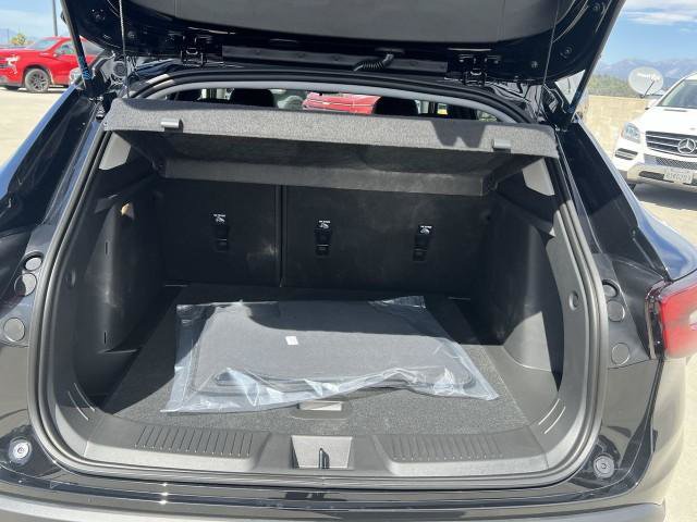 New 2026 Chevrolet Trax LT w/ LT Convenience Package FWD image 25