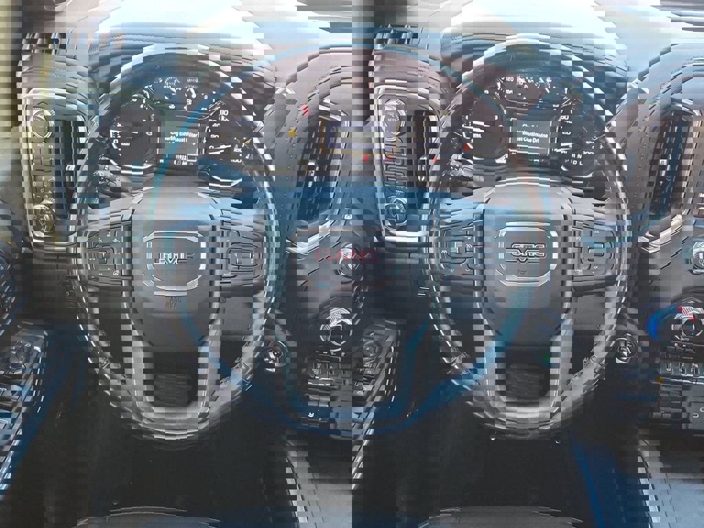 Used 2023 GMC Sierra 2500 AT4 w/ AT4 Preferred Package image 12