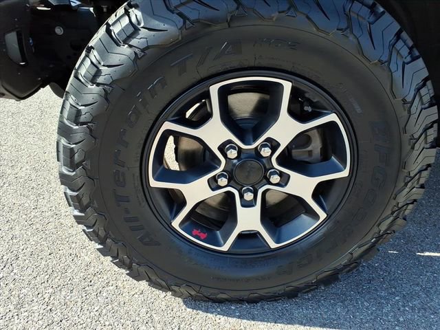 Used 2022 Jeep Wrangler Unlimited Rubicon w/ Steel Bumper Group AWD/4WD image 12