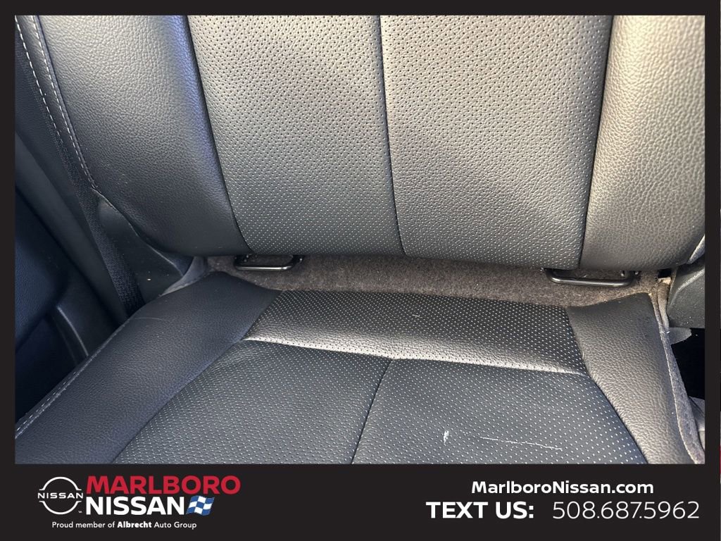 Used 2018 Ford F150 Lariat w/ Equipment Group 502A Luxury image 17