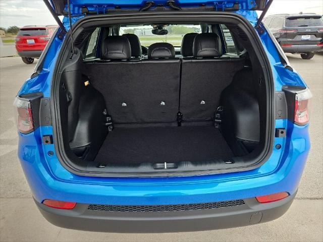 New 2027 Jeep Compass Latitude AWD/4WD image 46
